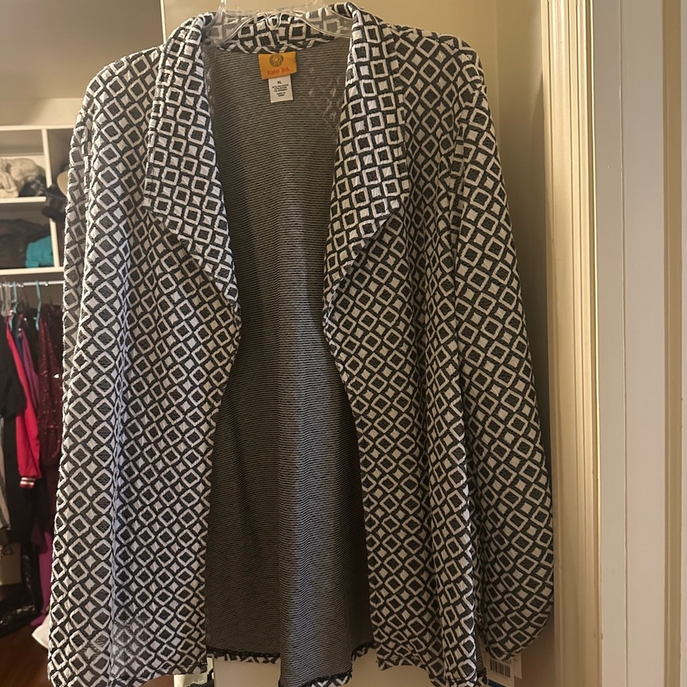 Ruby Rd. Black and White Patterned Jacket